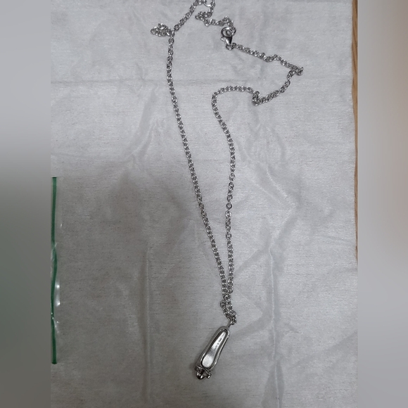 21. AUTHENTIC SALVATORE FERRAGAMO BALLET SHOE CHARM NECKLACE - Picture 7 of 8